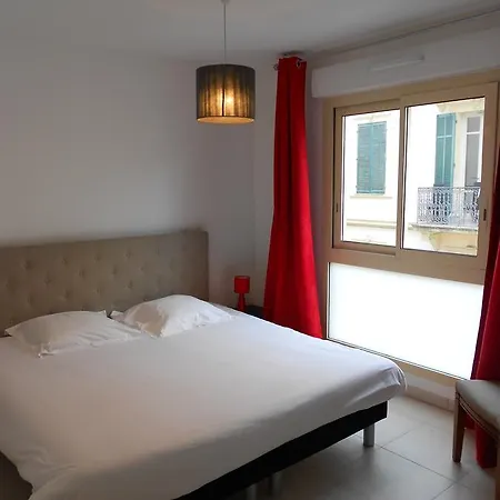 Montaigne Apartment Cannes